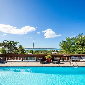 https://vistas-de-la-bahia.comcaribbean.com